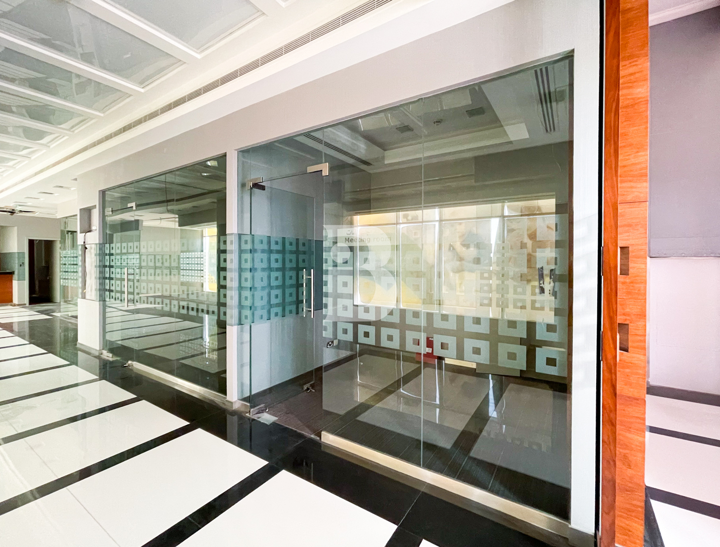 Fully Fitted | Ground Retail | Direct Metro Access