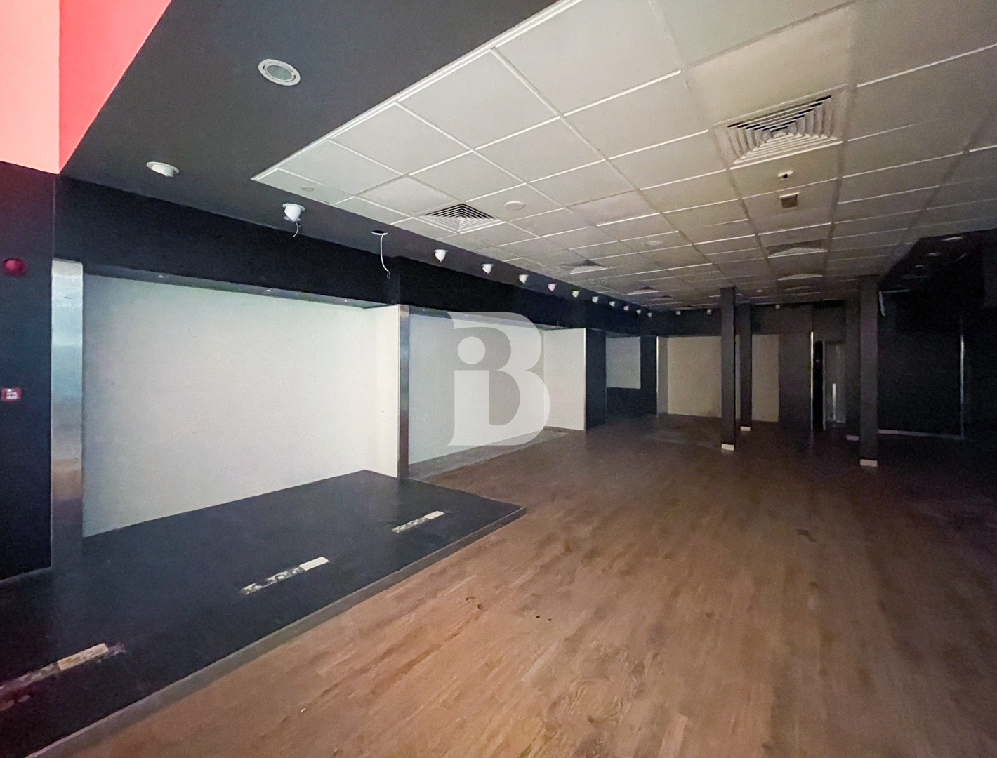 Fully Fitted |  Ground Retail | Metro Access