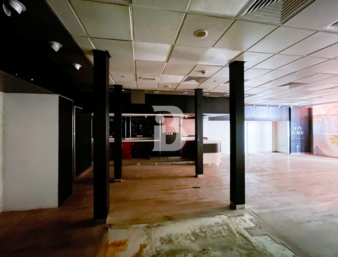 Fully Fitted |  Ground Retail | Metro Access