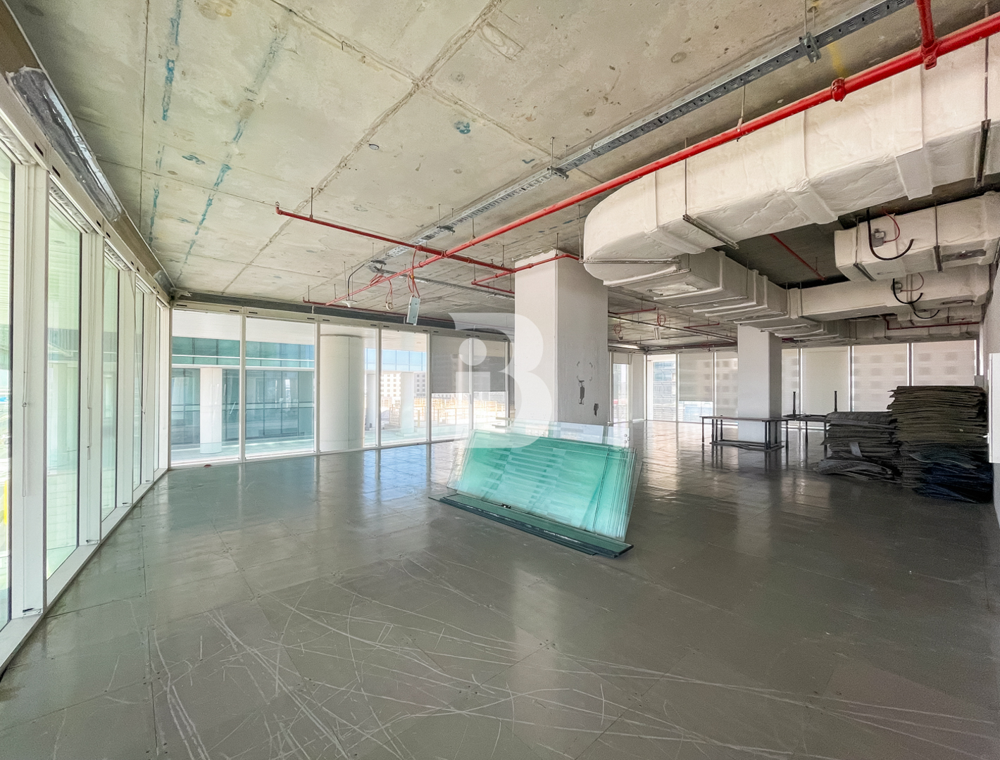Semi Fitted Half Floor| Grade A | Near Metro