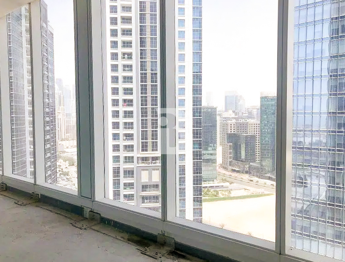 Spacious Floor I Panoramic View I Prime Location