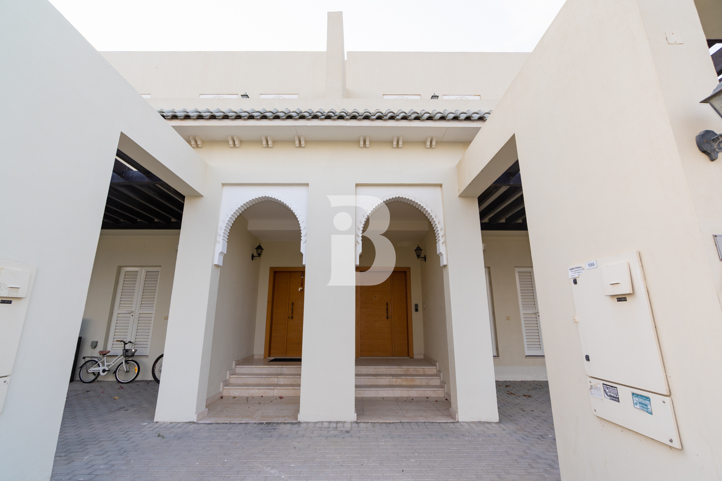 VOT | Close to the POOL | Vastu