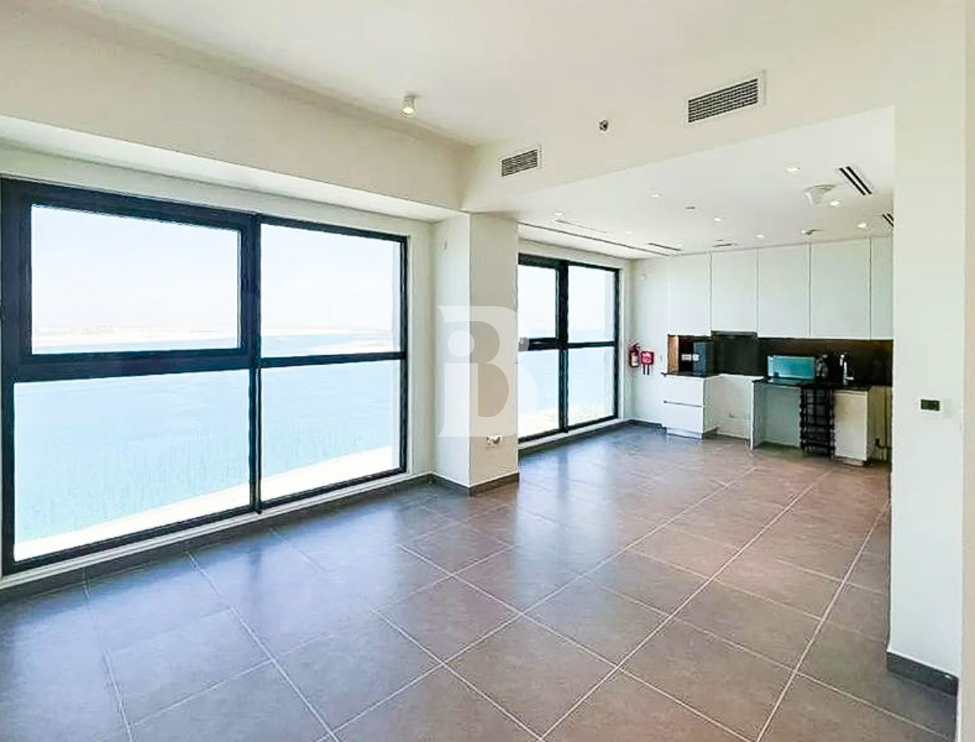 Rented | Beach Access  | Mid Floor