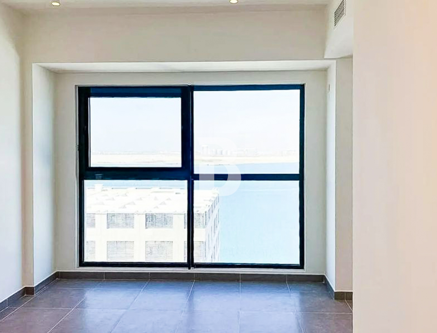 Rented | Beach Access  | Mid Floor