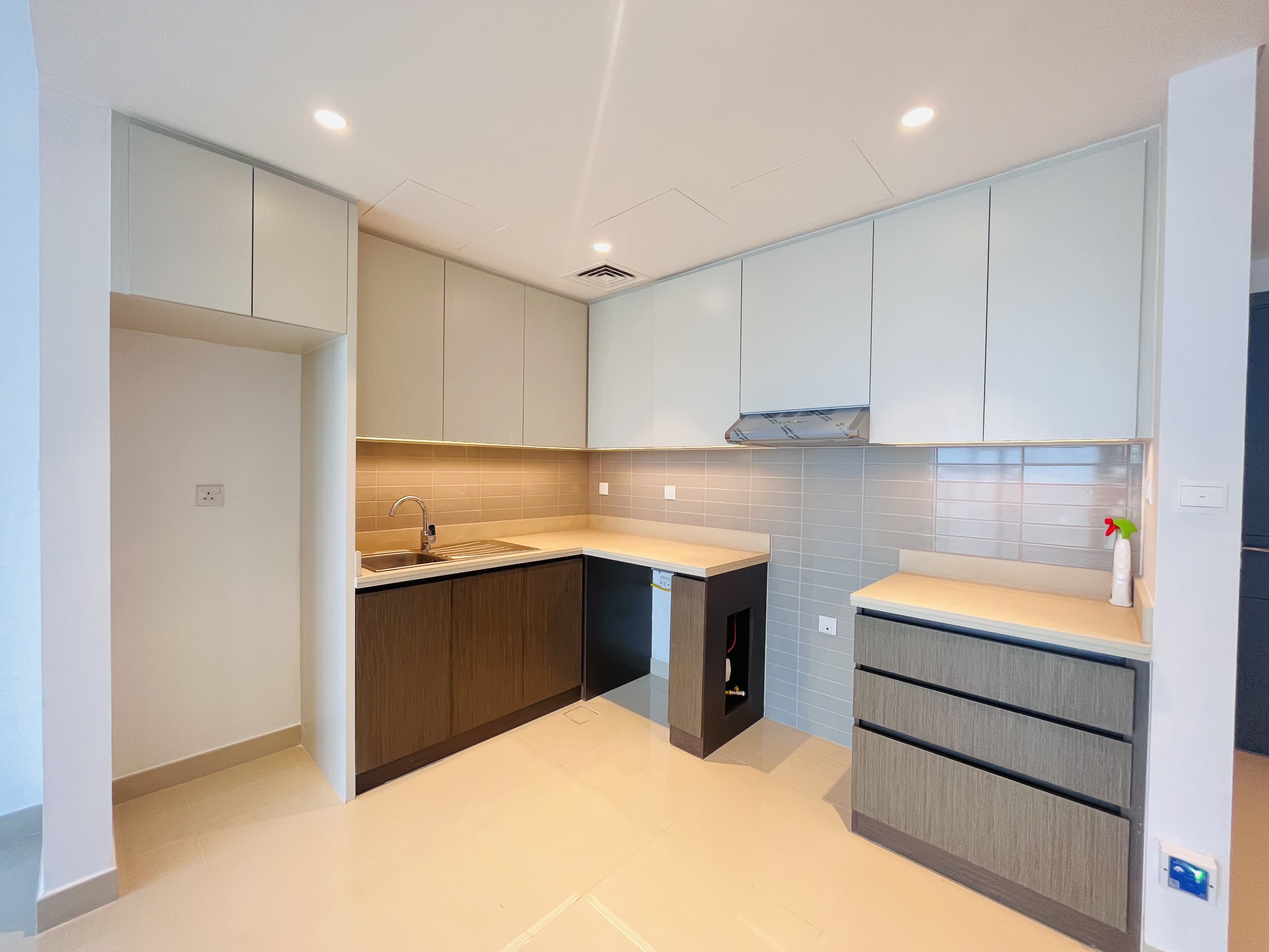 Exclusive | Sea And Skyline Views | Rented