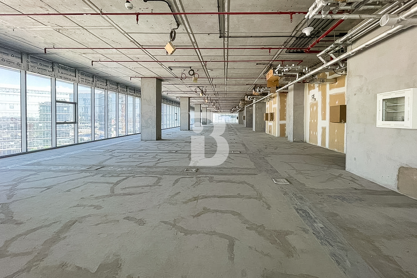 FULL FLOOR | SHELL AND CORE | PREMIUM COMMUNITY