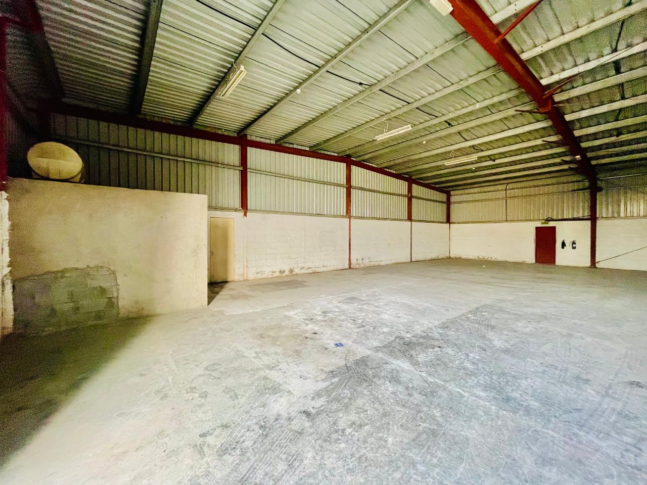 NEAT & TIDY | VACANT SEPTEMBER | 2 WAREHOUSES
