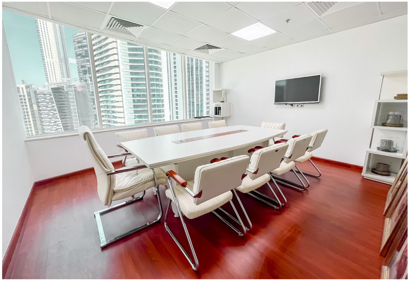 Empire Heights | Furnished | Vacant
