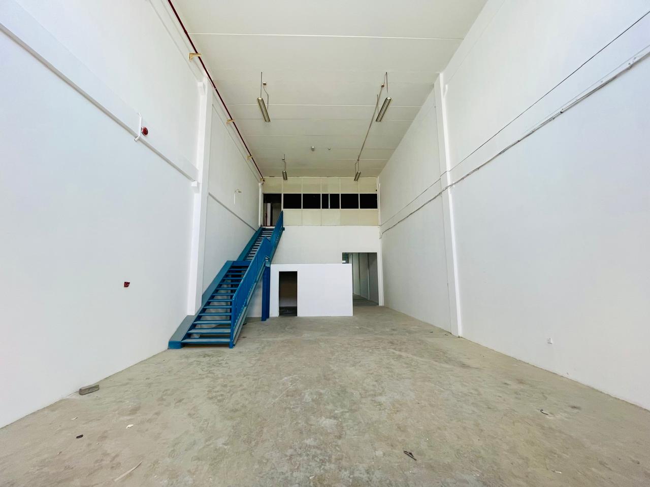 Best Warehouse lStorage and Offices l Best Deal