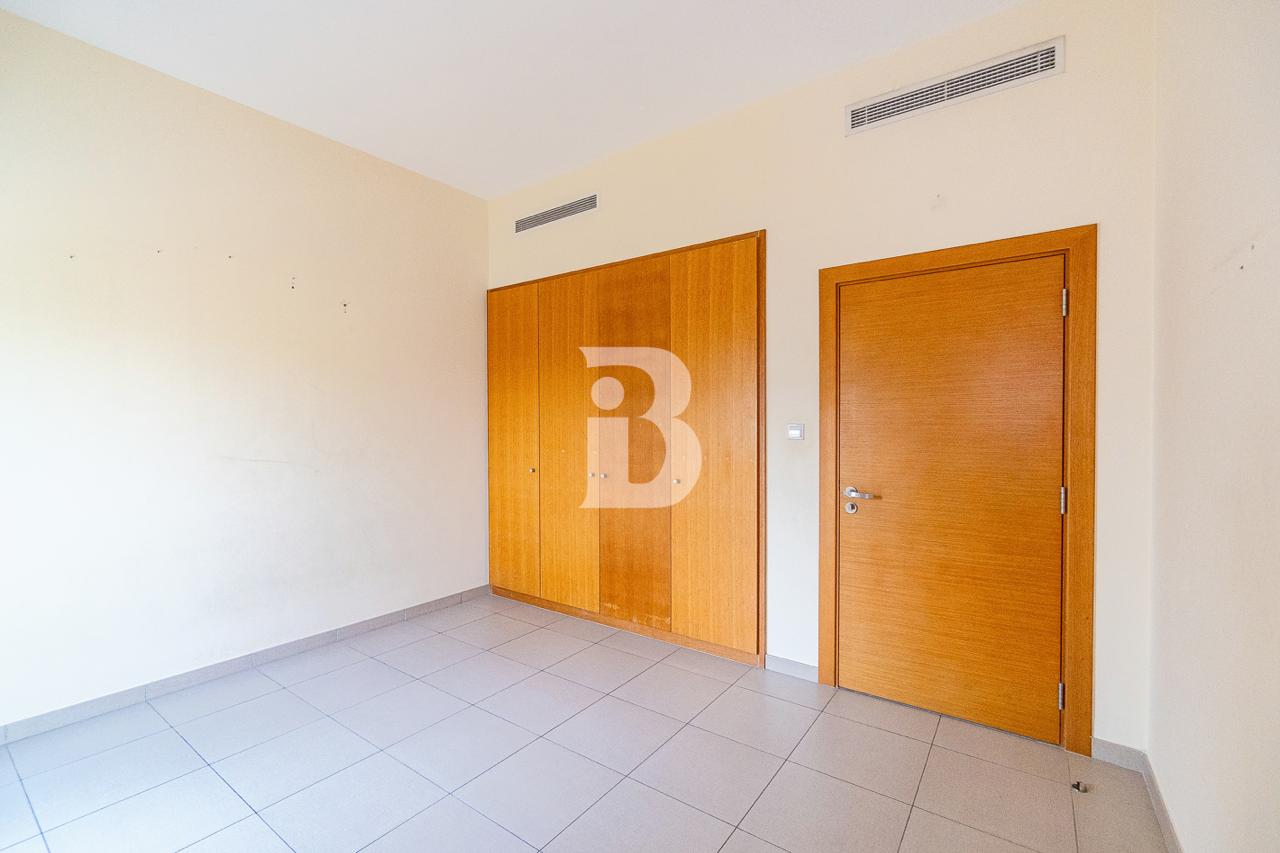 Vacant now | SUPER price | Single row