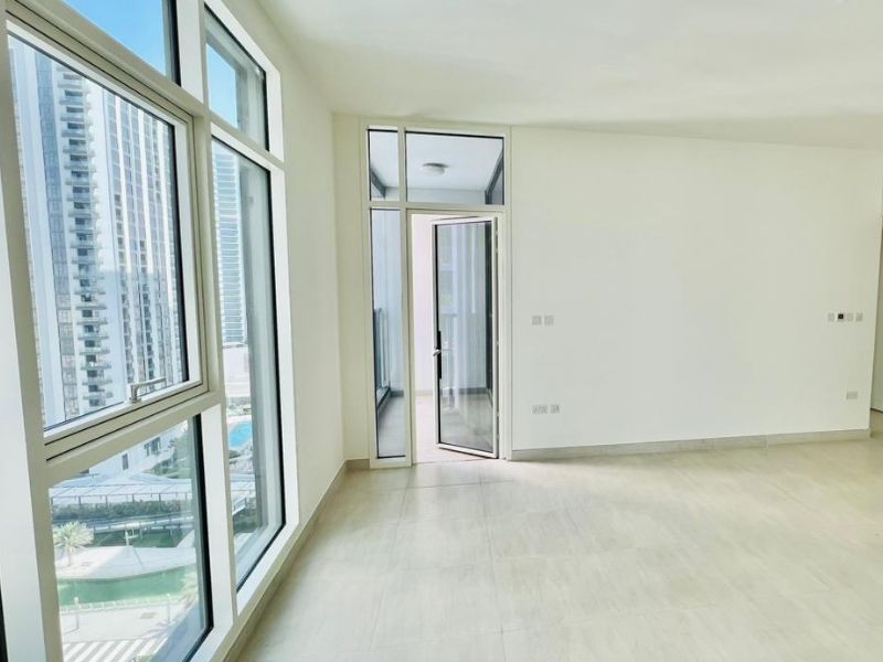 Stunning Unit | 1BHK | Balcony | Available