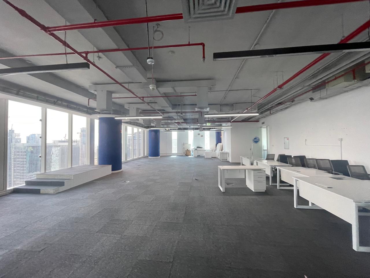Fully Furnished I Panoramic ViewI Prime Location