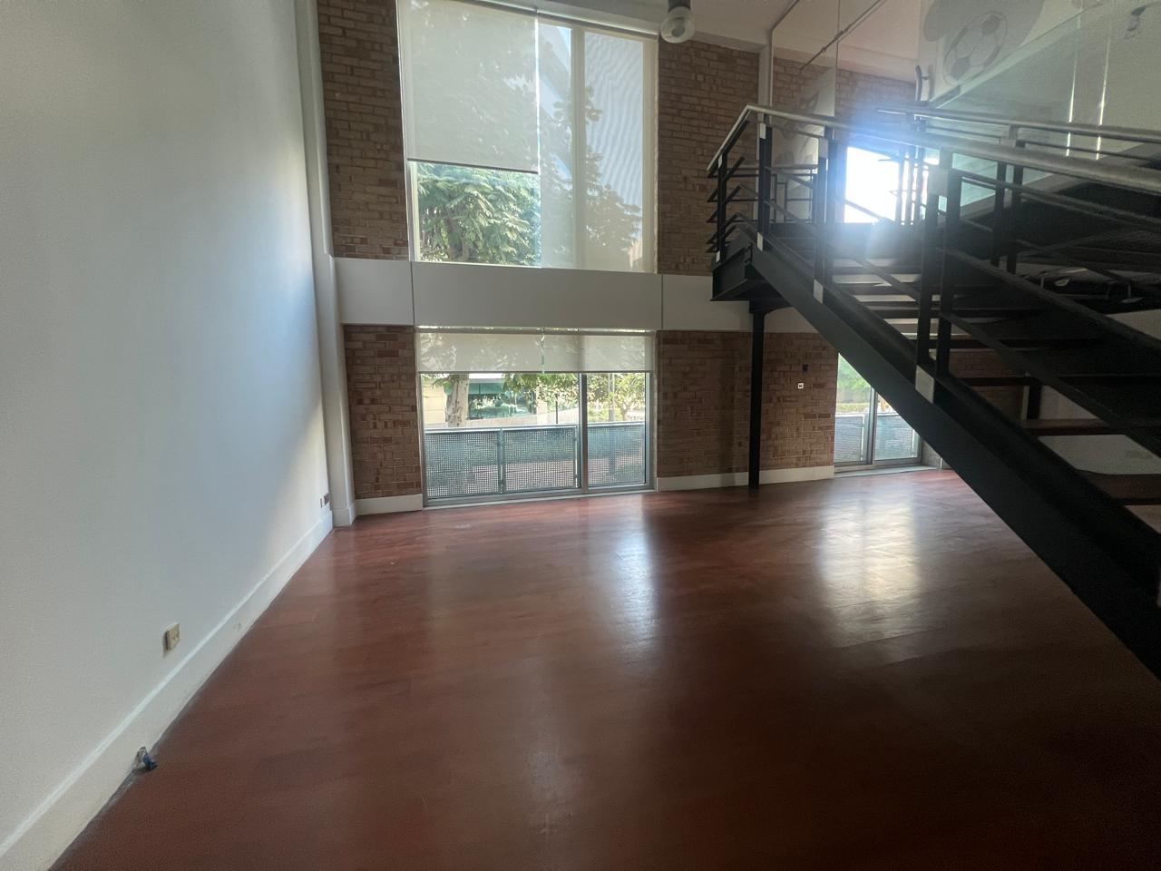 FULLY FITTED | NEWLY REFURBISHED | SPACIOUS OFFICE
