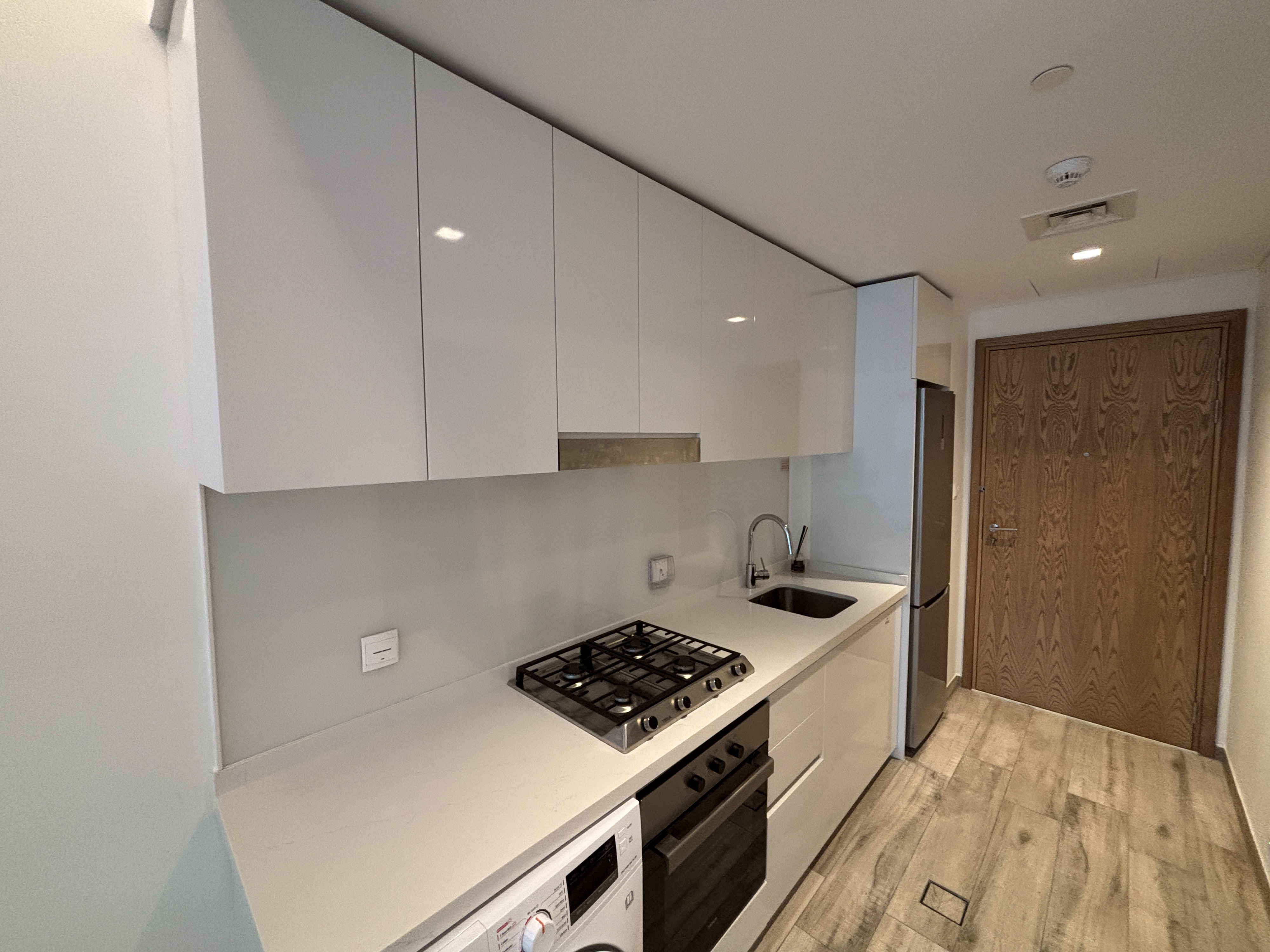 Luxury Studio | Vacant | High Floor