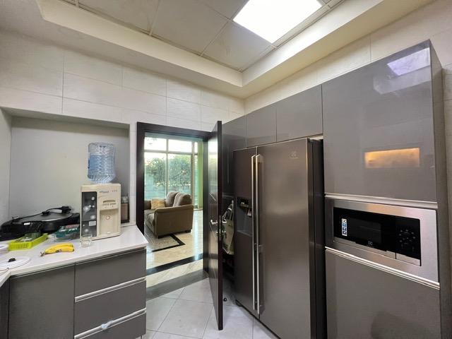 CORNER UNIT | BACKING PARK | 4BED MAIDS