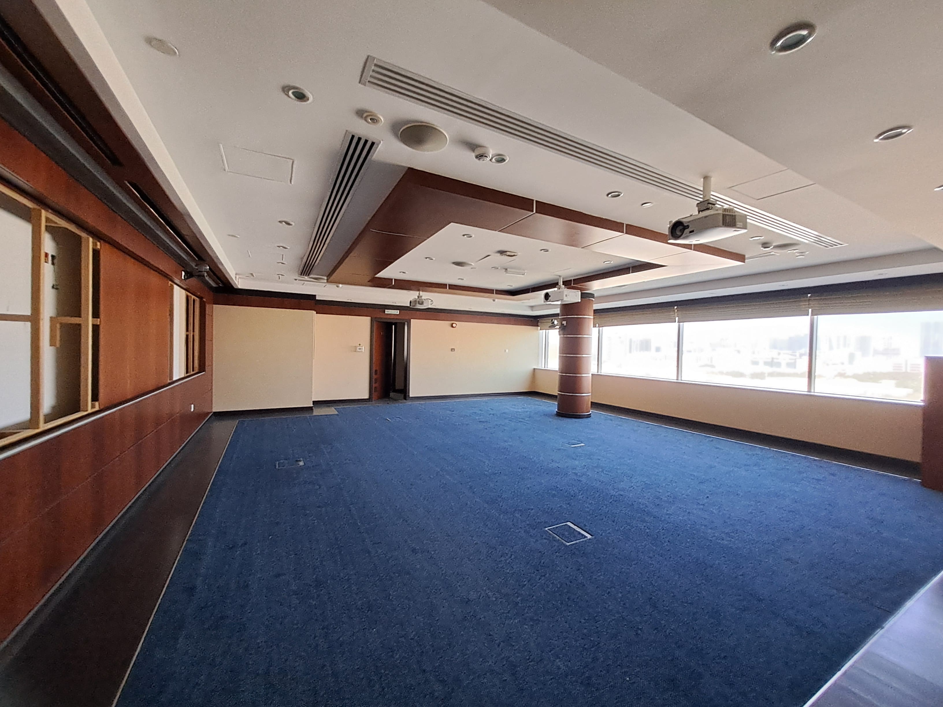 Fitted Offices | Handsome Size | Reasonable Price