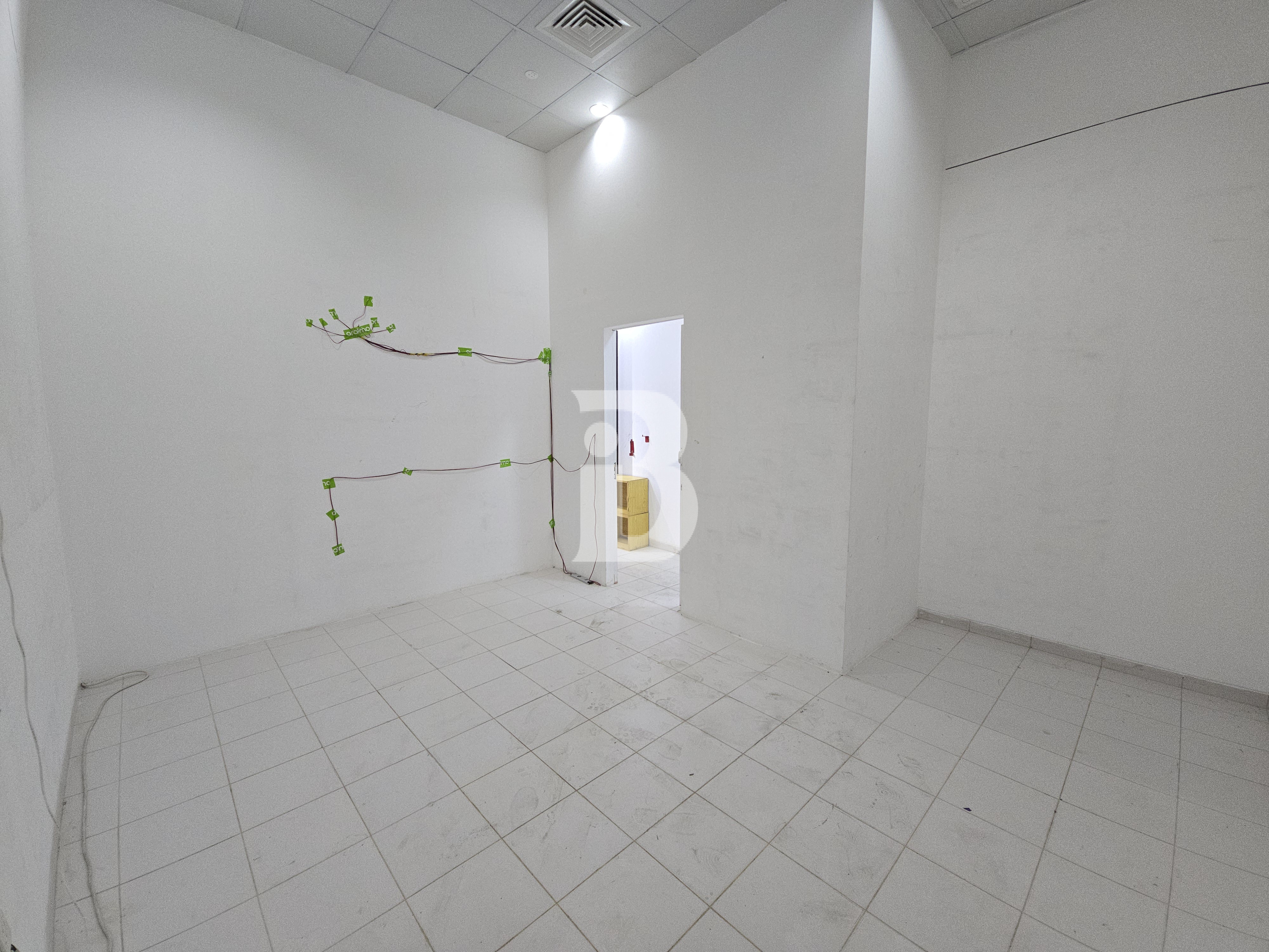 PRIME RETAIL SHOP | READY TO MOVE | FULLY FITTED