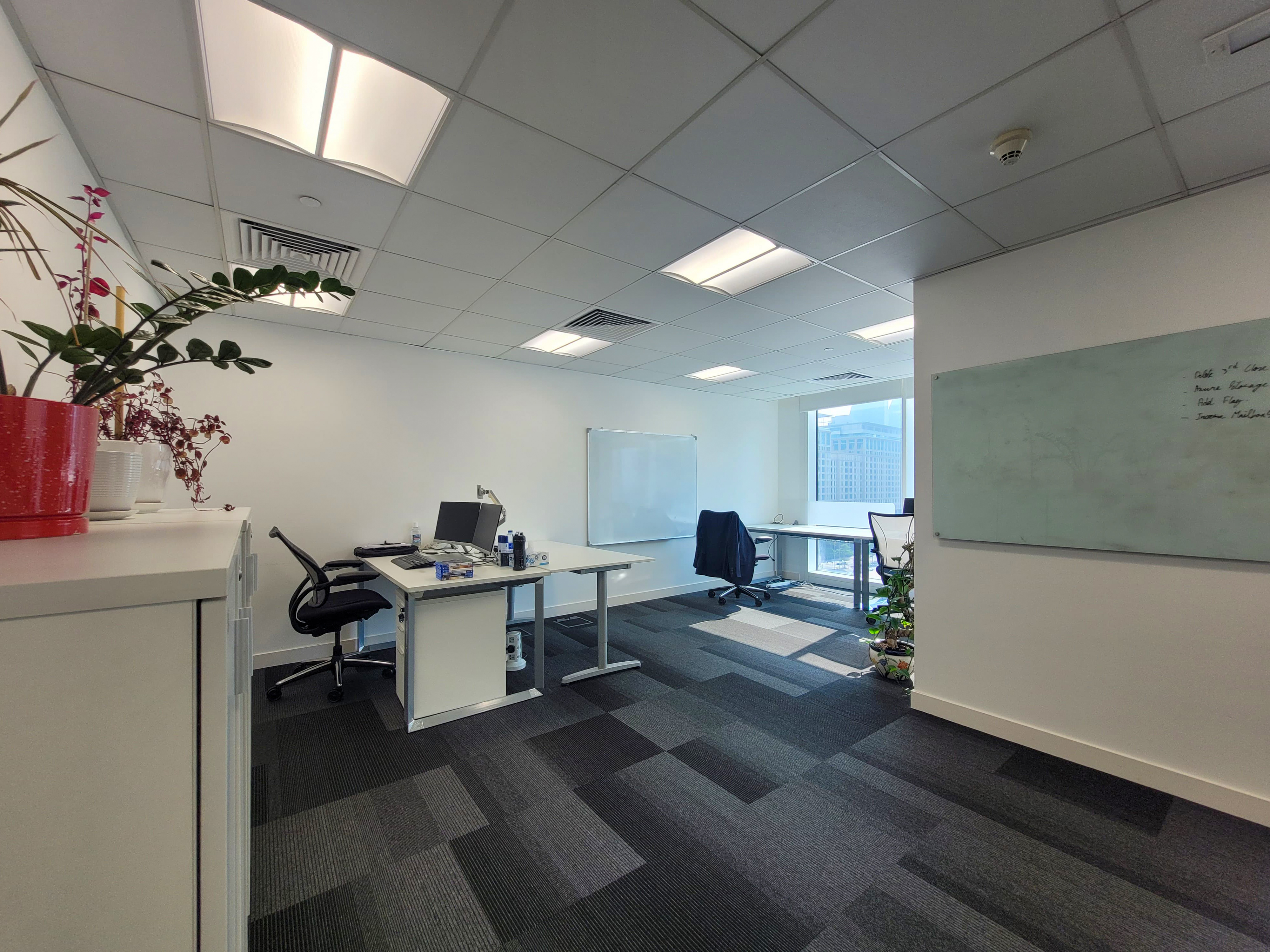 Fitted Office | Prime location on SZR | Near metro
