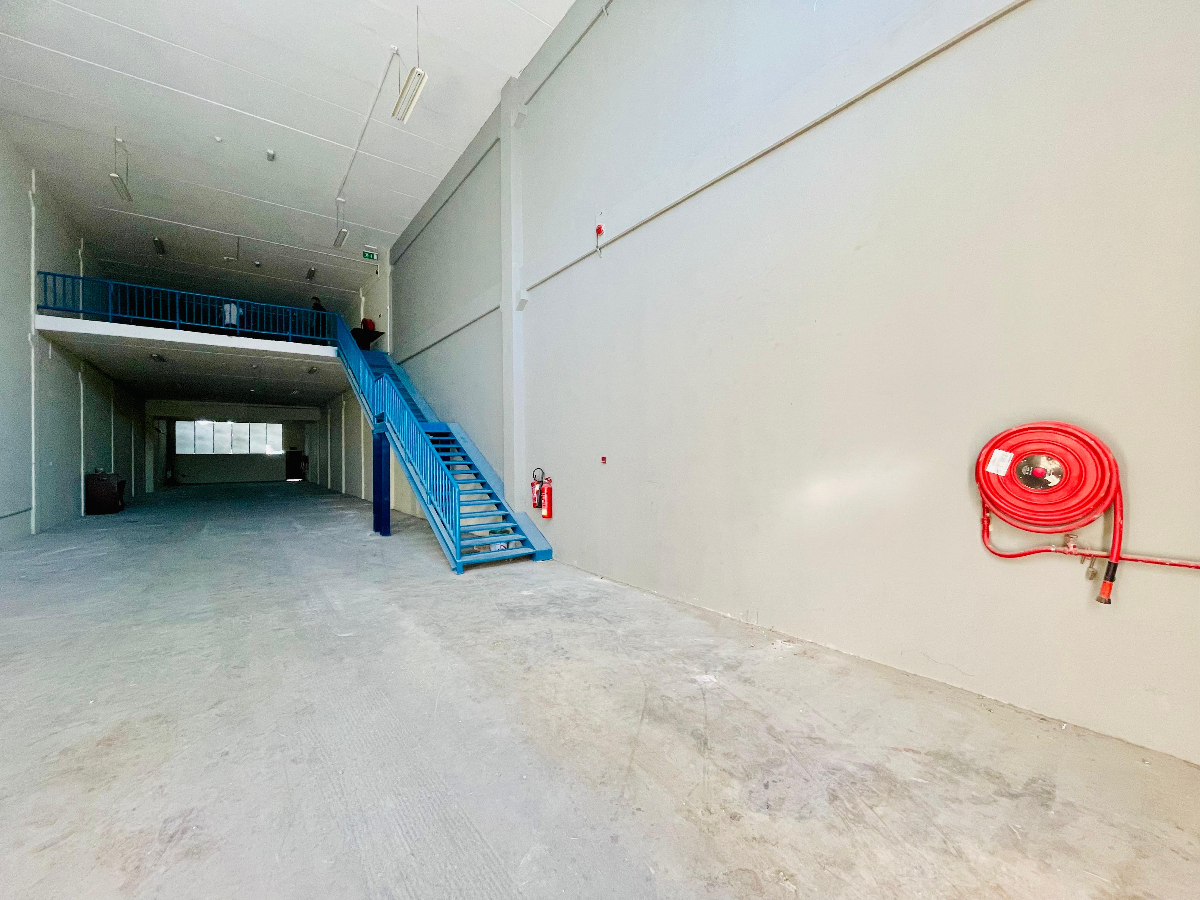 Best Warehouse l Storage and Offices l Best Deal