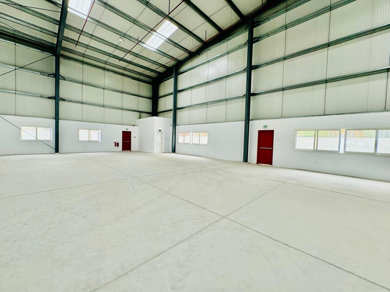 OPEN LAYOUT | LOADING BAYS | PRIME LOCATION
