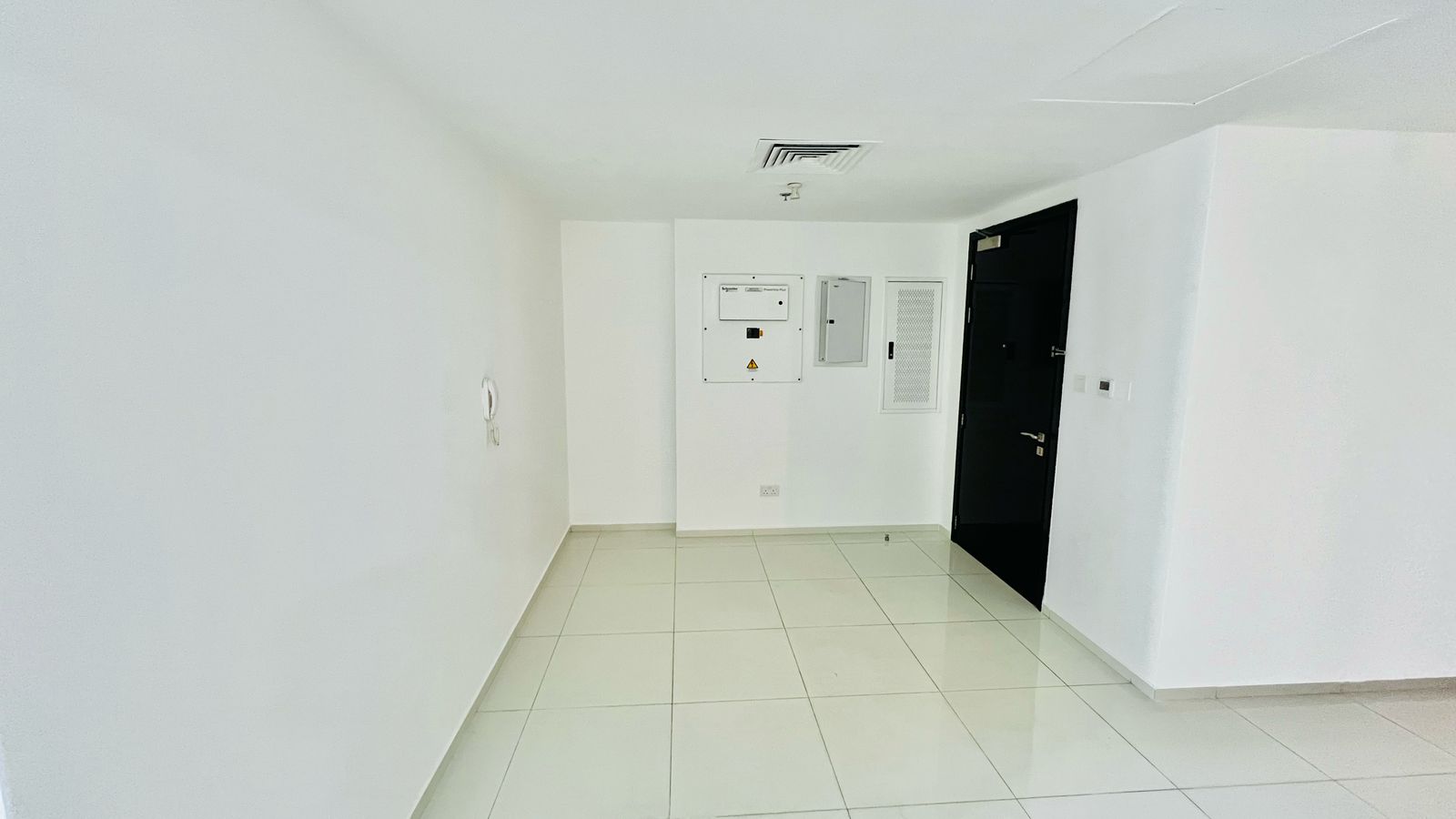Stunning 4bhk | Prime Location| Great Facilities