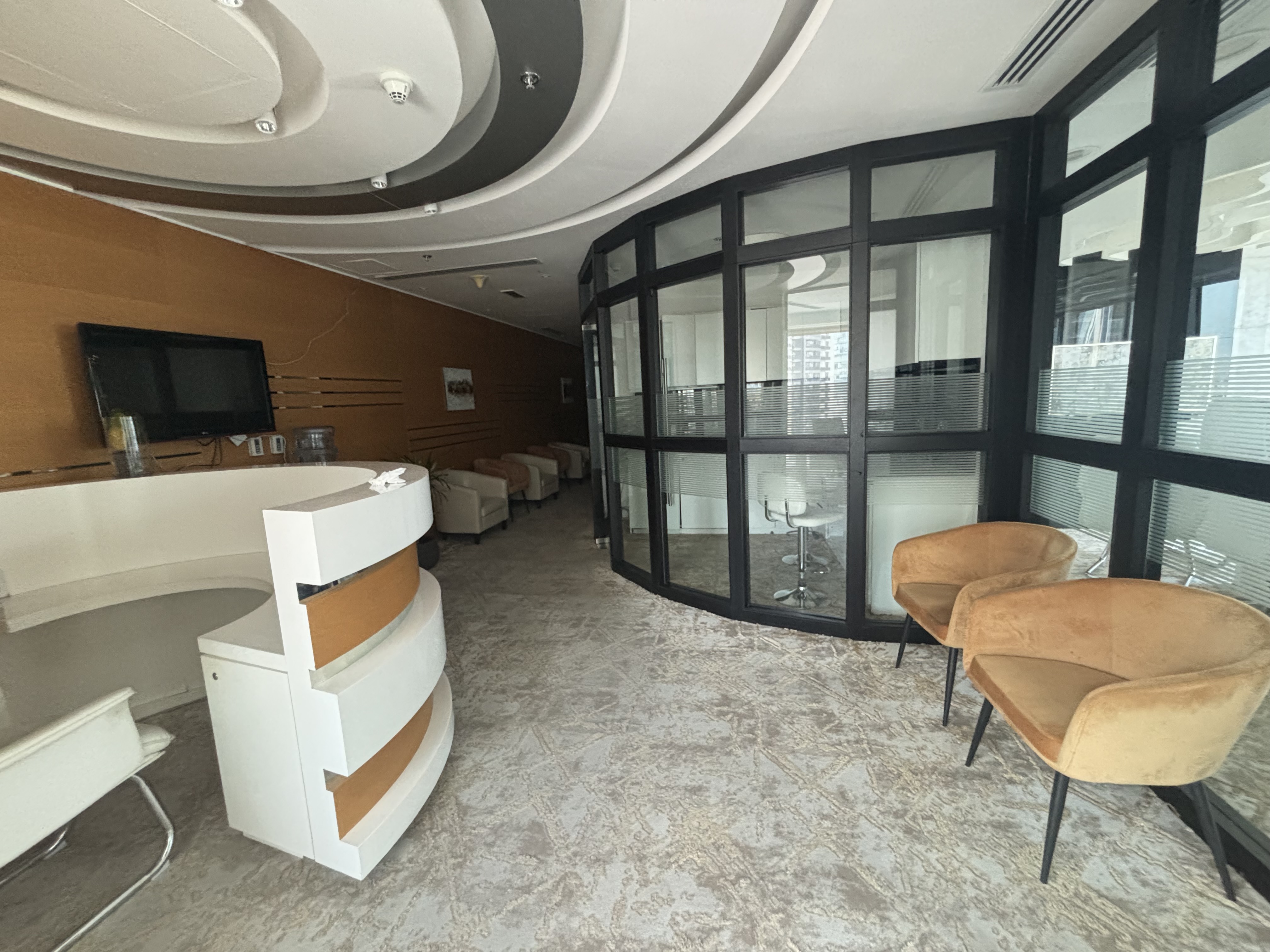 Upgraded | Panoramic Views | Modern Furnishing