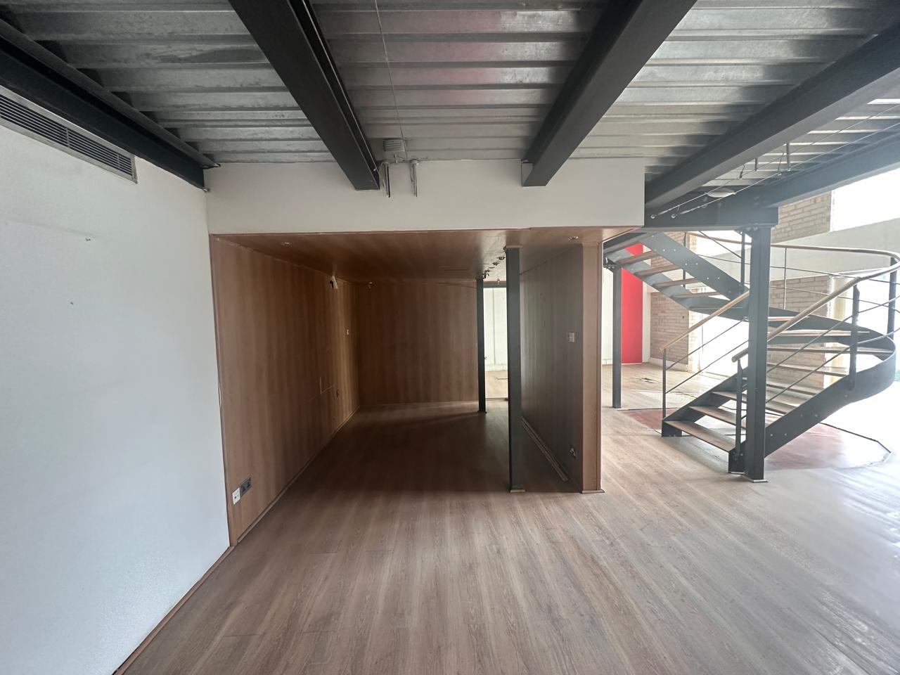 Fitted Duplex Office | Terrace | DDA License