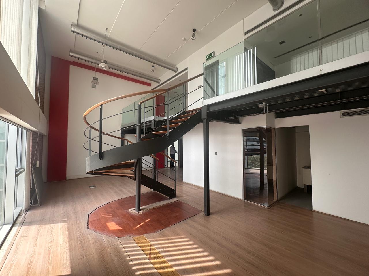 Fitted Duplex Office | Terrace | DDA License