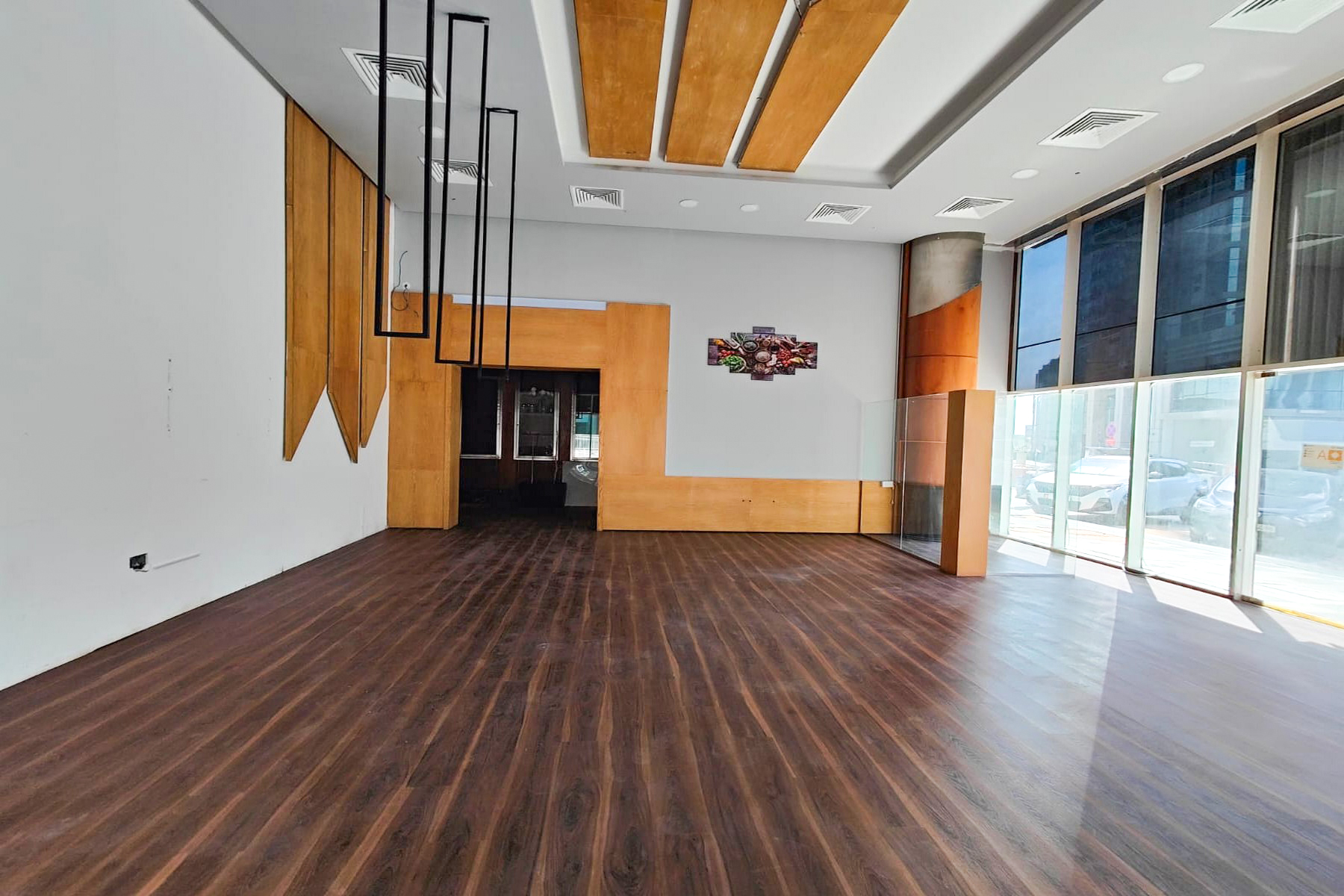 READY TO RUN CAFE | RESTAURANT | PRIME