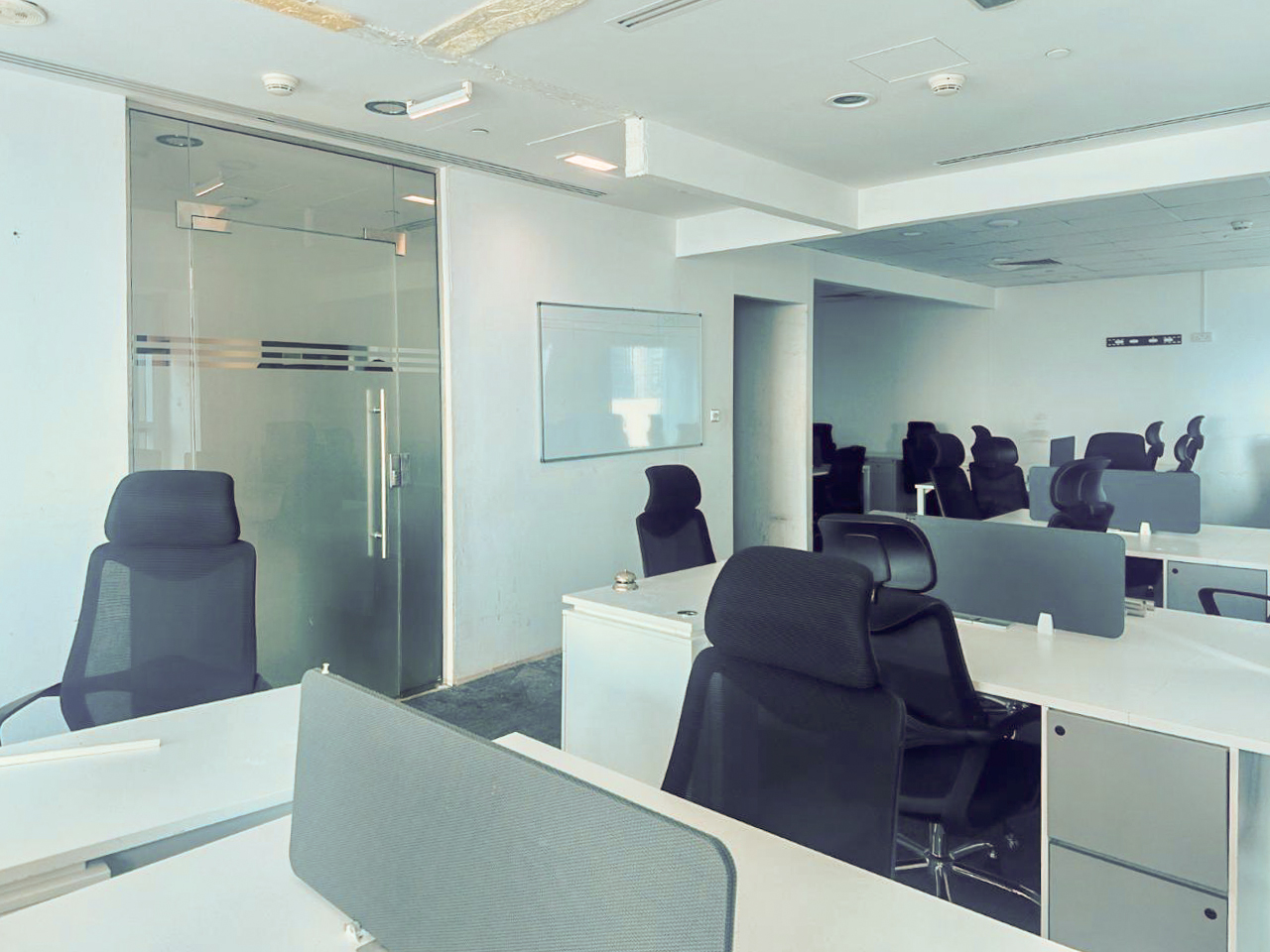 Spacious office I SZR Road I Fully Fitted