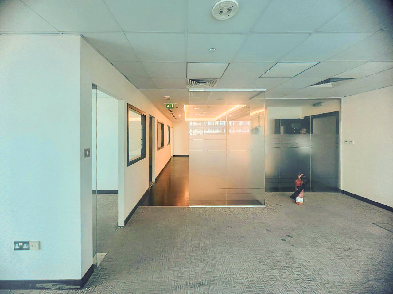 Fully Fitted I Spacious office I SZR Road