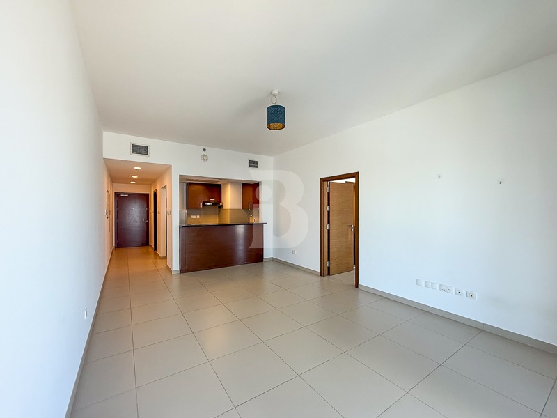 Partial Sea View | Laundry Room | Vacant