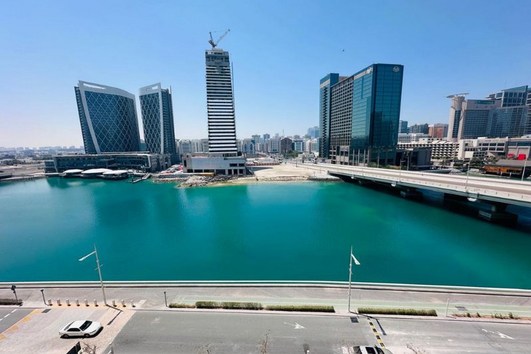 Corner Unit | Fully Furnished | Canal View