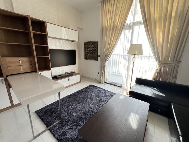 HIGH RISE | FURNISHED UNIT | NEAR METRO