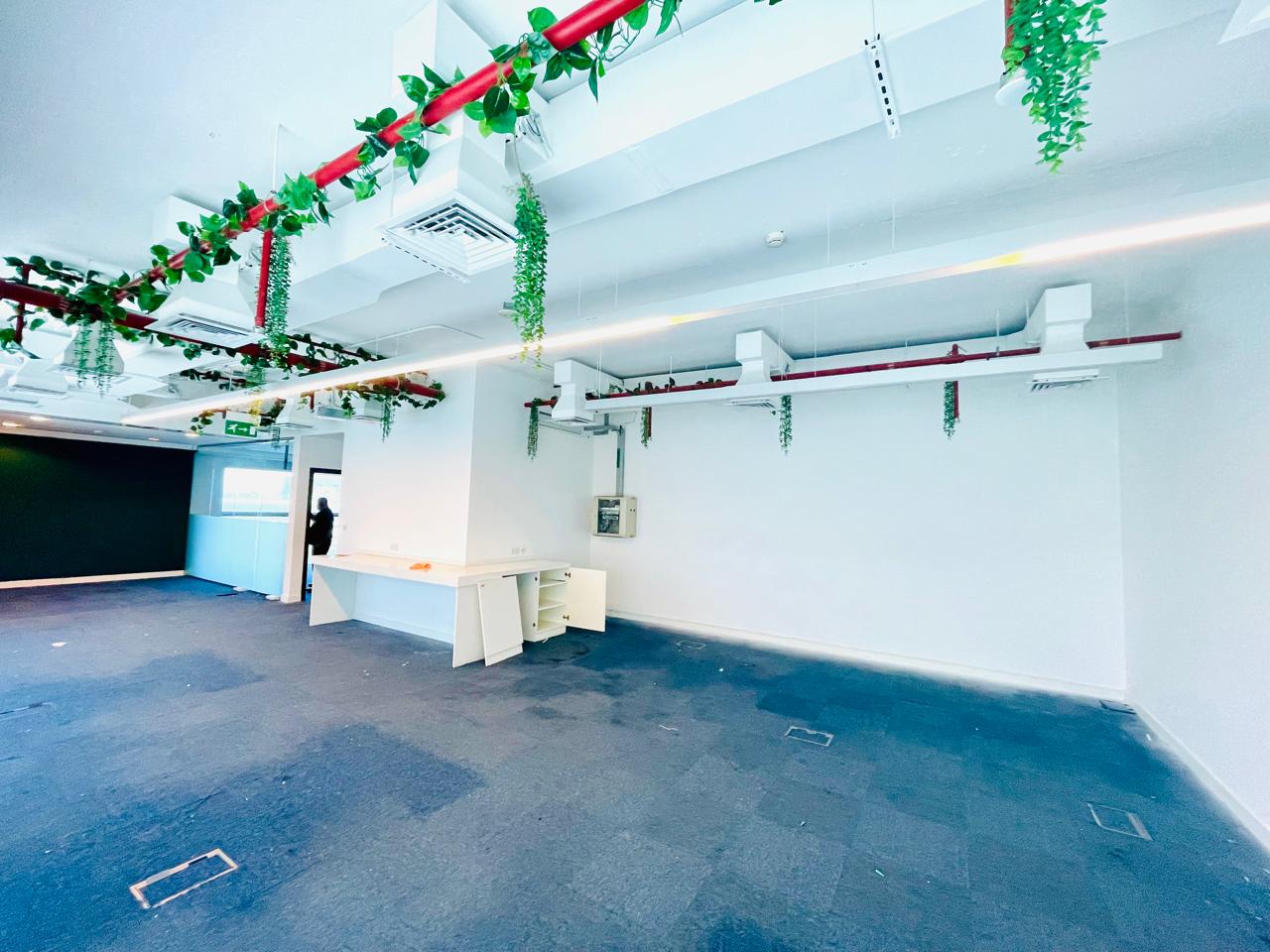 Spacious office I SZR Road I Fully Fitted