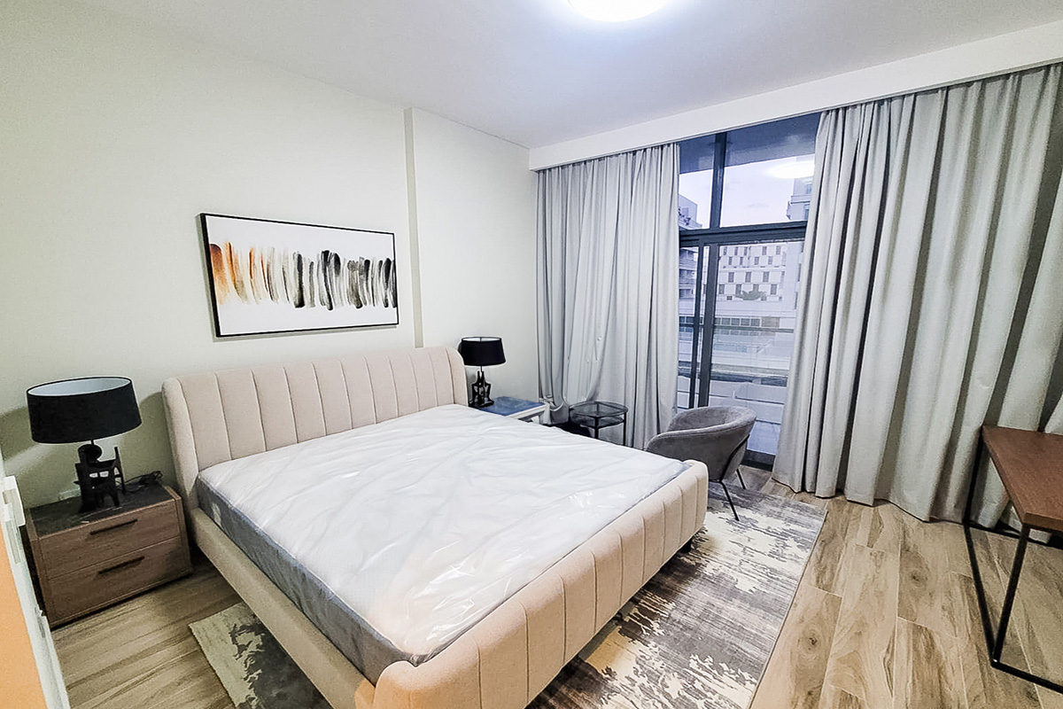 Open view | Unfurnished | Tenanted