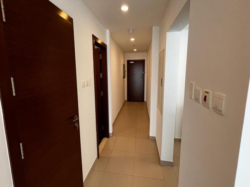 Luxury 1 BHK |Vacant |Sea View |Spacious layout