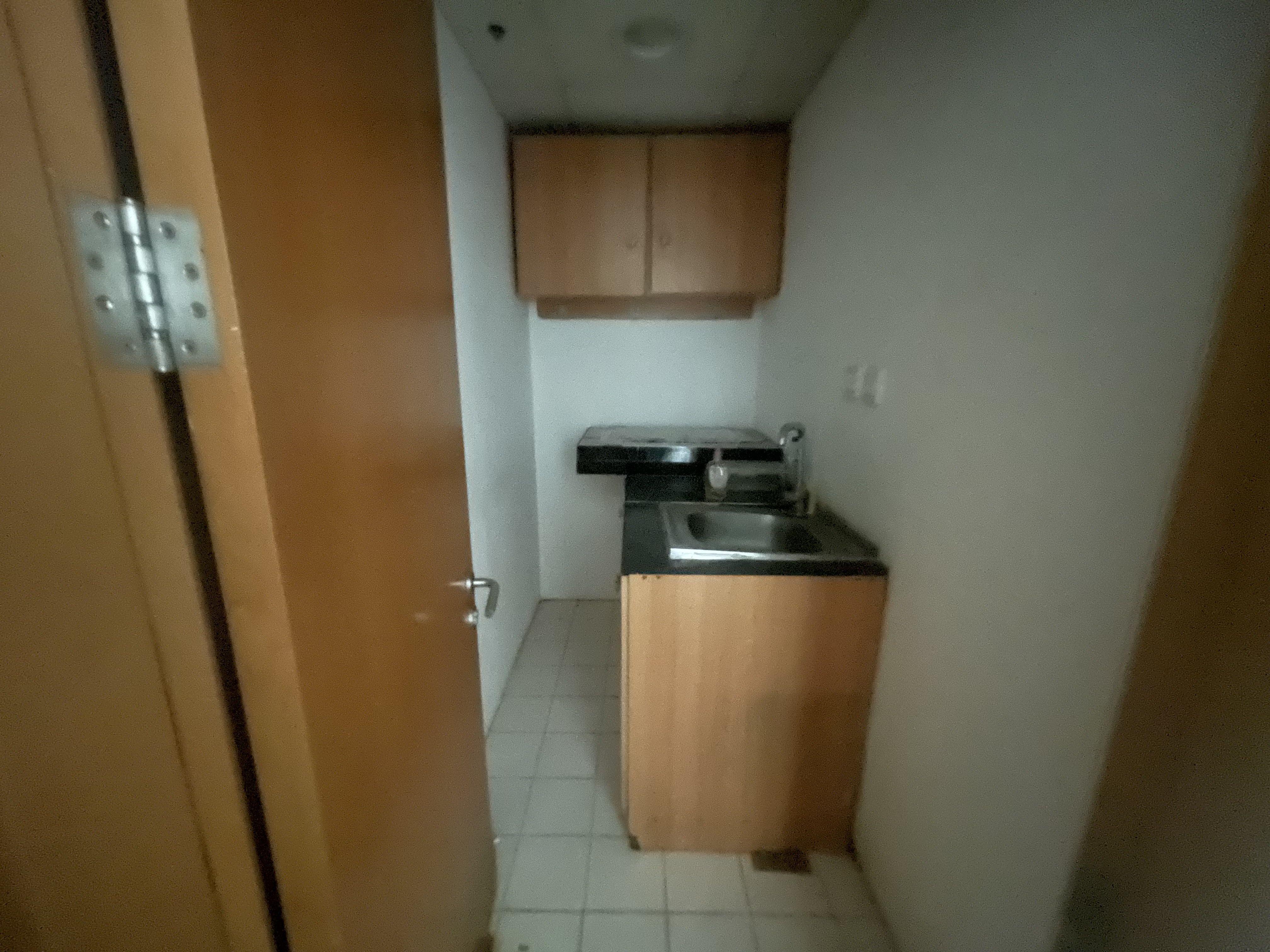 PARTITIONED OFFICE | 3 PARKING | UNFURNISHED