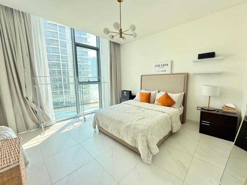 CLASSY ONE BR | FURNISHED | POOL VIEW | VACANT