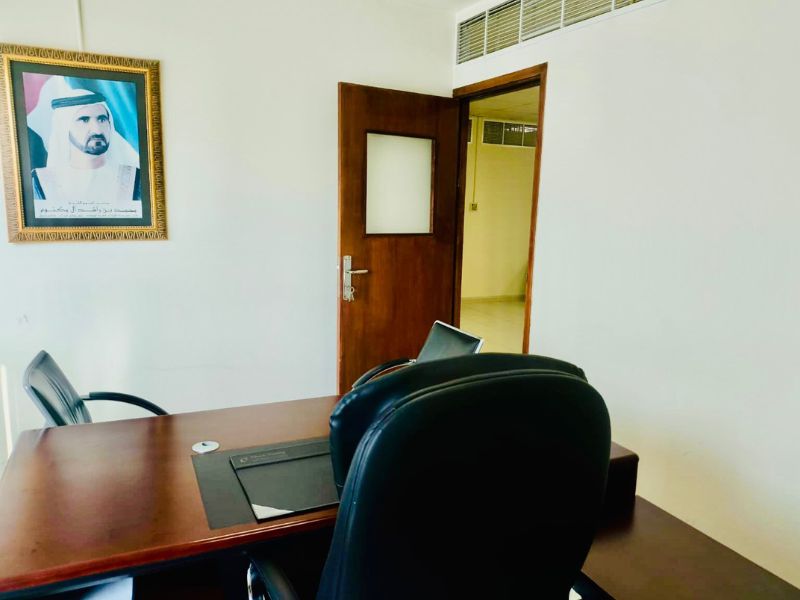 ROAD FACING | FITTED OFFICE | MEZZANINE FLOOR