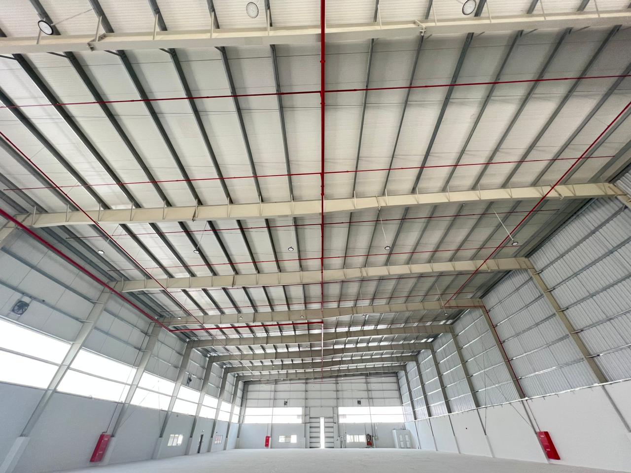 Only 55 psft 800 KW 55000 sqft Warehouse in DIC