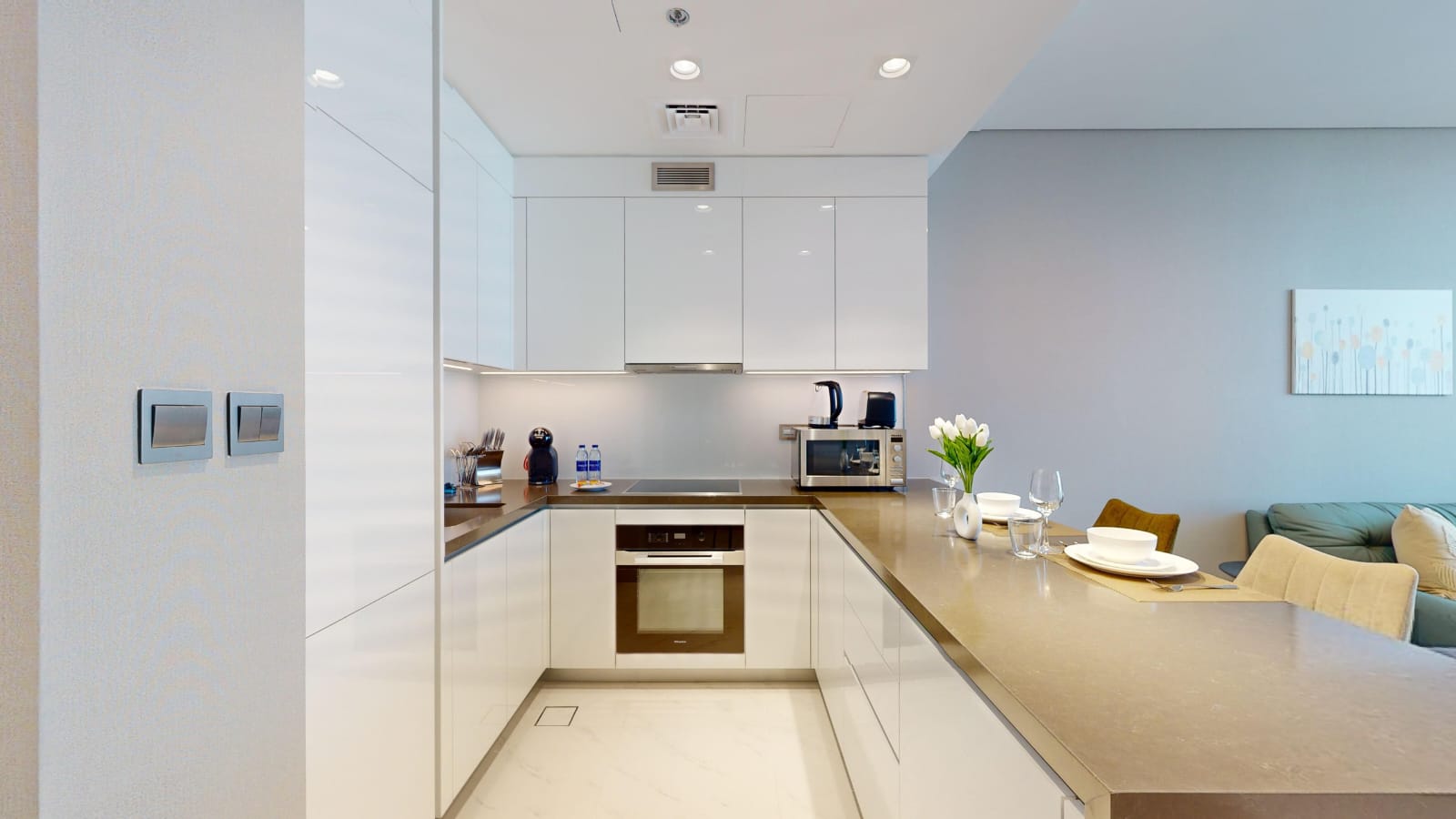 Elegant High-Floor 1-Bedroom in District One