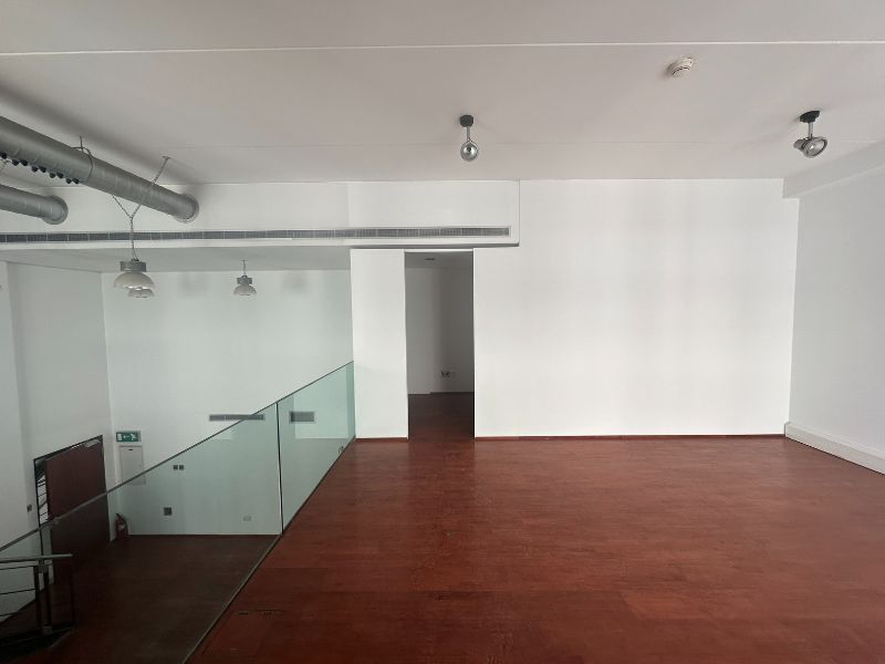 Fitted Duplex Office | With Terrace | DDA License