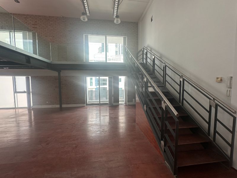 Fitted Duplex Office | With Terrace | DDA License