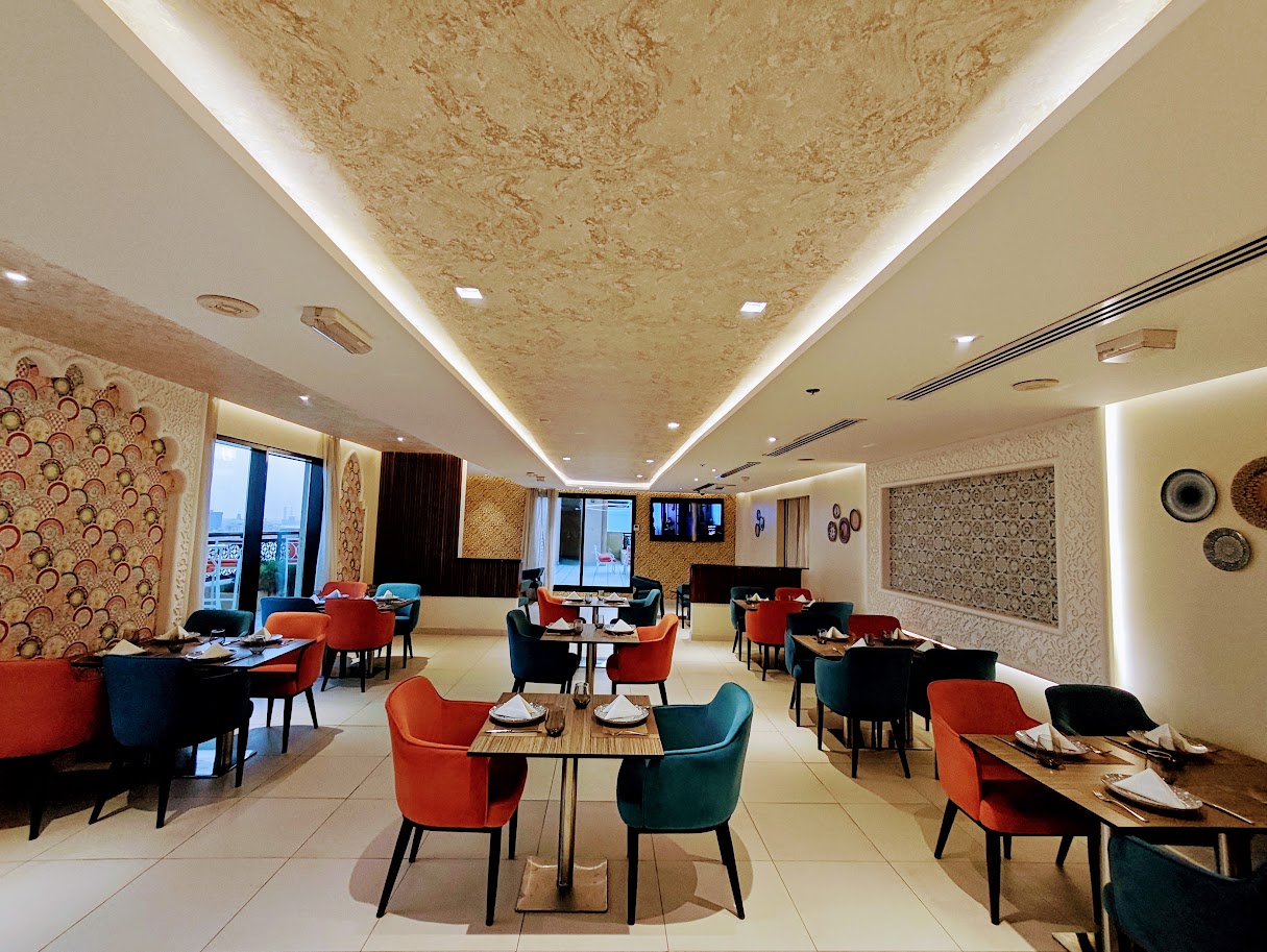 FITTED ROOFTOP LOUNGE | CREEK VIEWS | SHISHA READY