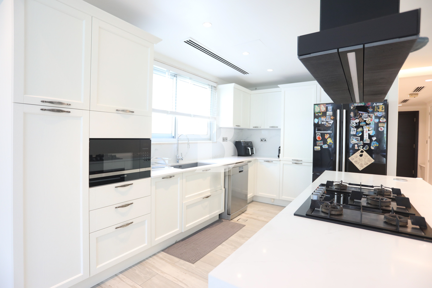 LUXURY UPGRADE | 3BED LARGE| NEXT TO PADDLE COURT