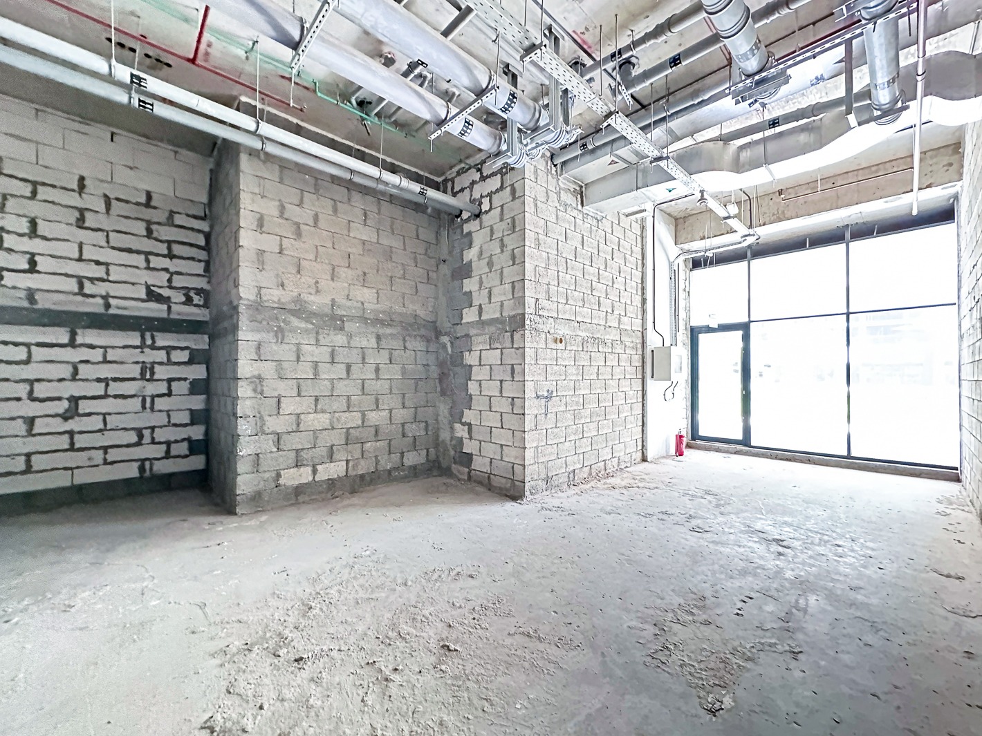 Road Facing | Shell and core | Retail
