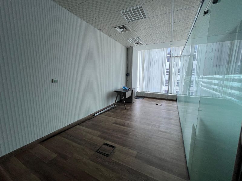 Vacant | Fitted | High Floor | City View