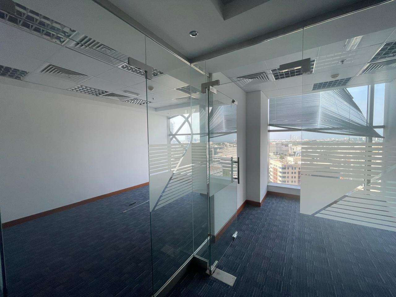 Prime Office | Stunning Views | DDA License