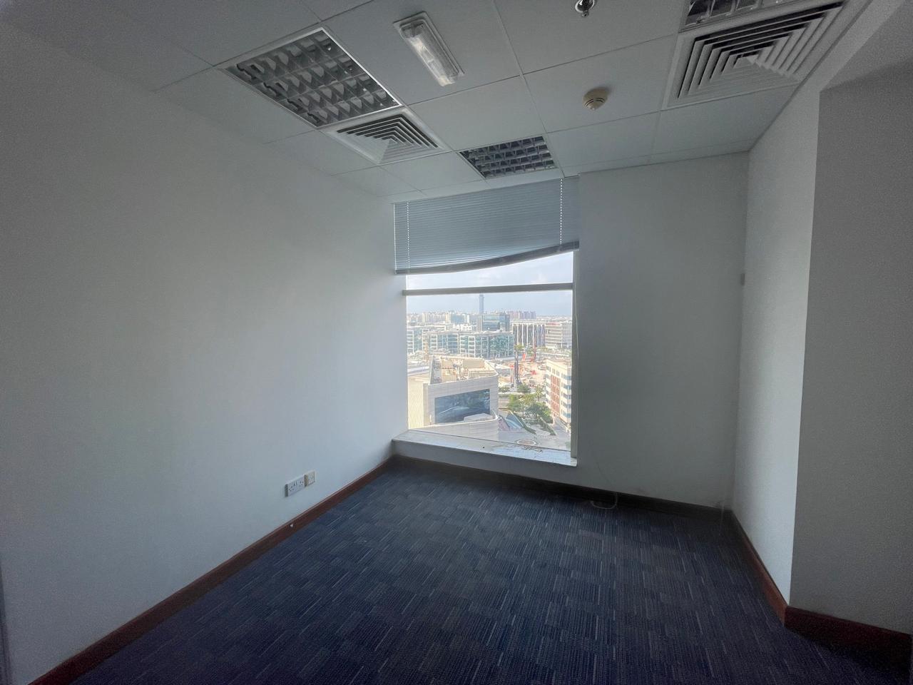 Prime Office | Stunning Views | DDA License